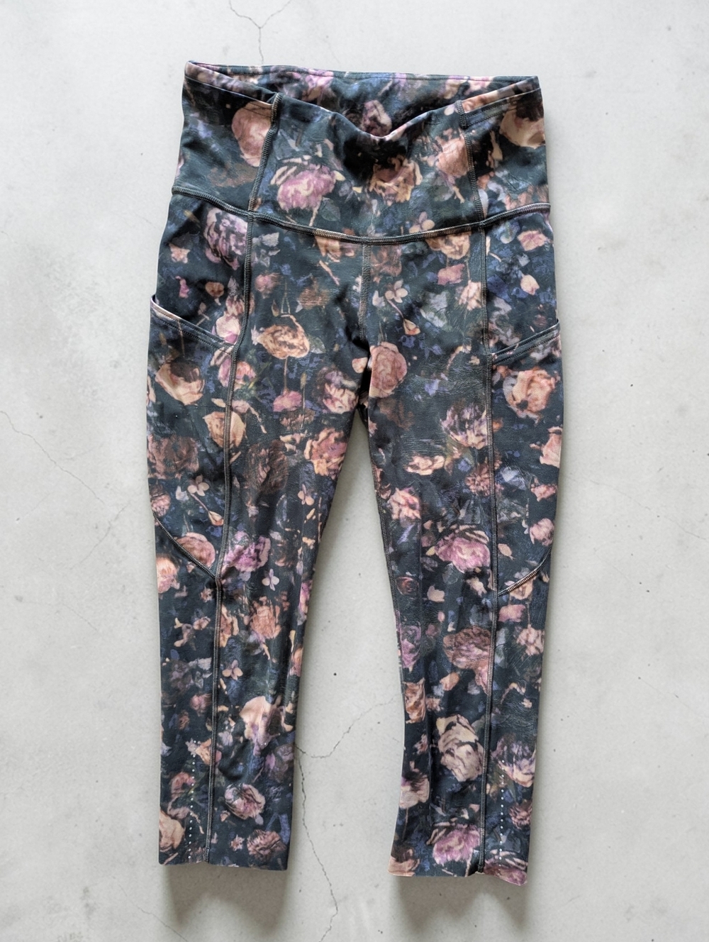 Lululemon Athletica Floral High-Waist Leggings - Black with Pink & Tan Roses